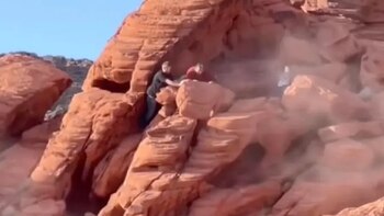 Dos hombres acusados de dañar