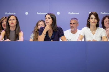 05/09/2026 (I-D) La secretaria general de Podemos, Ione Belarra; la secretaria política de Podemos y eurodiputada, Irene Montero, y la portavoz de Podemos, Isabel Serra, durante un Consejo Ciudadano Estatal de Podemos, a 5 de septiembre de 2026, en Madrid (España).
POLITICA
Jesús Hellín - Europa Press