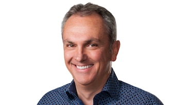 Luca Maestri supervisa todas las