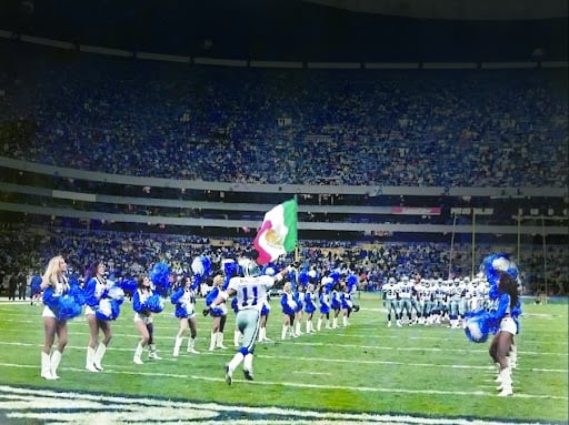 El propietario de los Dallas Cowboys aseguró que el equipo jugará en México tan pronto como esté lista la remodelación del Estadio Azteca.
