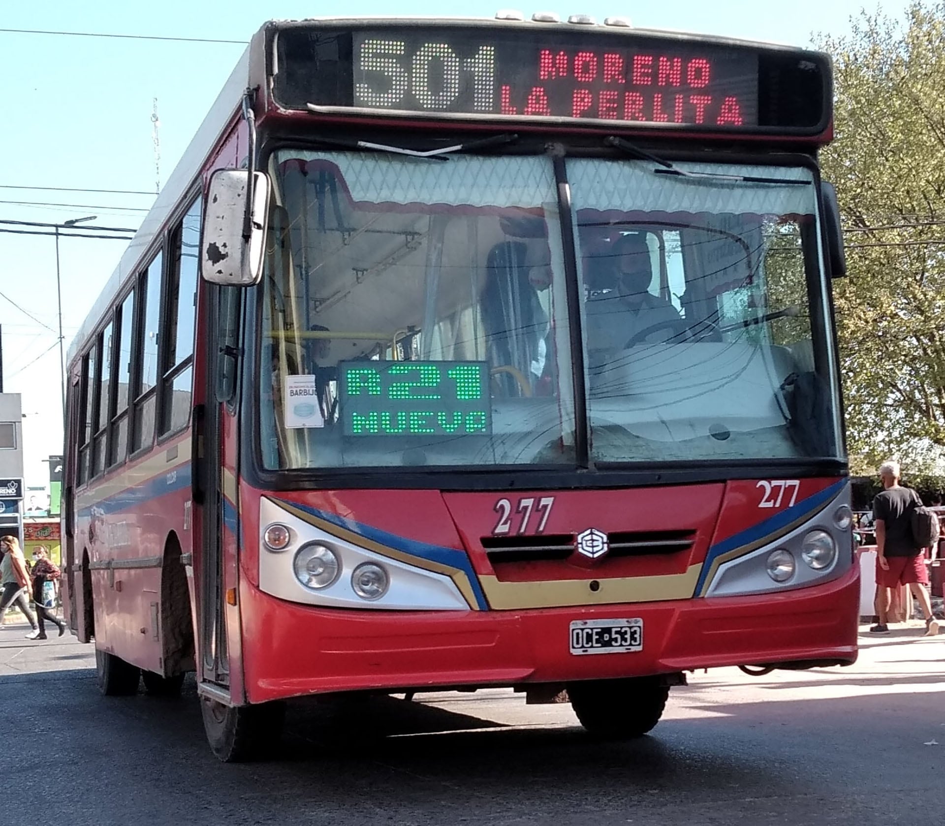 Las empresas de transporte y la CTPBA protestaron contra las condiciones de la licitación y advirtieron por los costos, los subsidios y los recorridos.