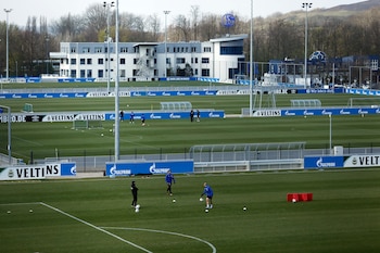 Así entrenó el Schalke tras