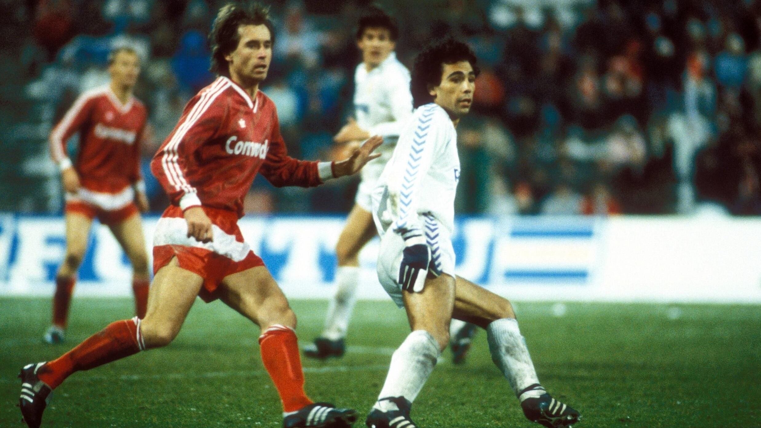 Hugo Sánchez en los cuartos entre Madrid y Bayern del 88 (Redes sociales)