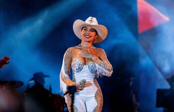 Paola Jara demuestra el amor