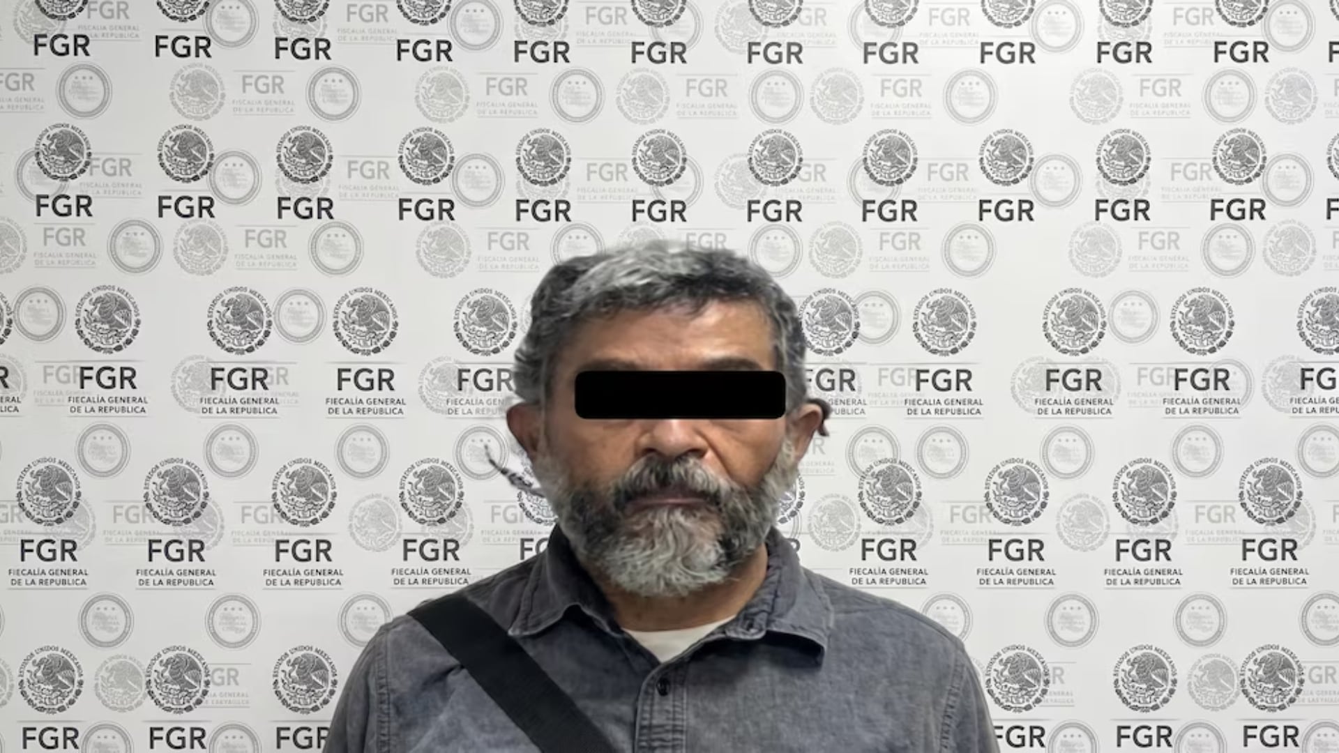 La Fiscalía General de la República (FGR) llevó ante un juez de control a Antonio “N”, para obtener su vinculación a proceso por su posible participación en los delitos de delincuencia organizada y peculado. Crédito: FGR