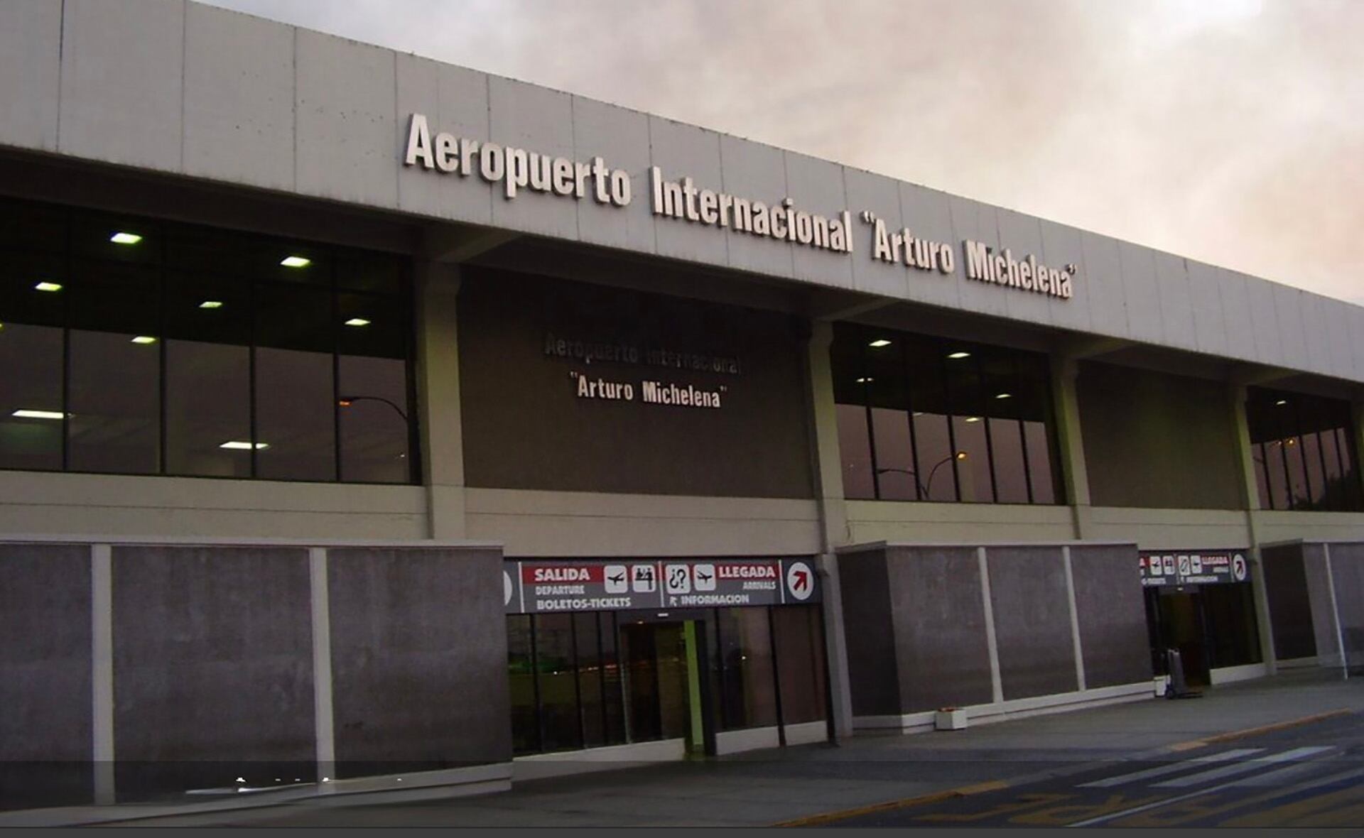 En un container del Comando Antidrogas en el aeropuerto de Valencia está Juan Cumaná desde hace mas de cinco años, sin juicio ni debido proceso