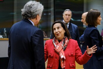 La ministra de Defensa de