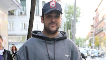 Froilán consolida su relación con su nueva novia, Carla. Nuevas imágenes de la pareja en su primer verano de amor