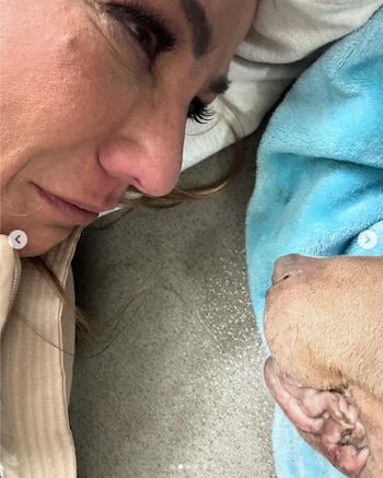 A pesar de su dolor,