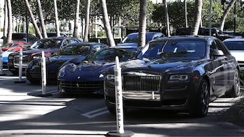 Cómo hacen los multimillonarios para