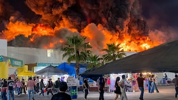 VIDEO: Captan momento en que comenzó el incendio que dejó 5 muertos en Feria Tabasco