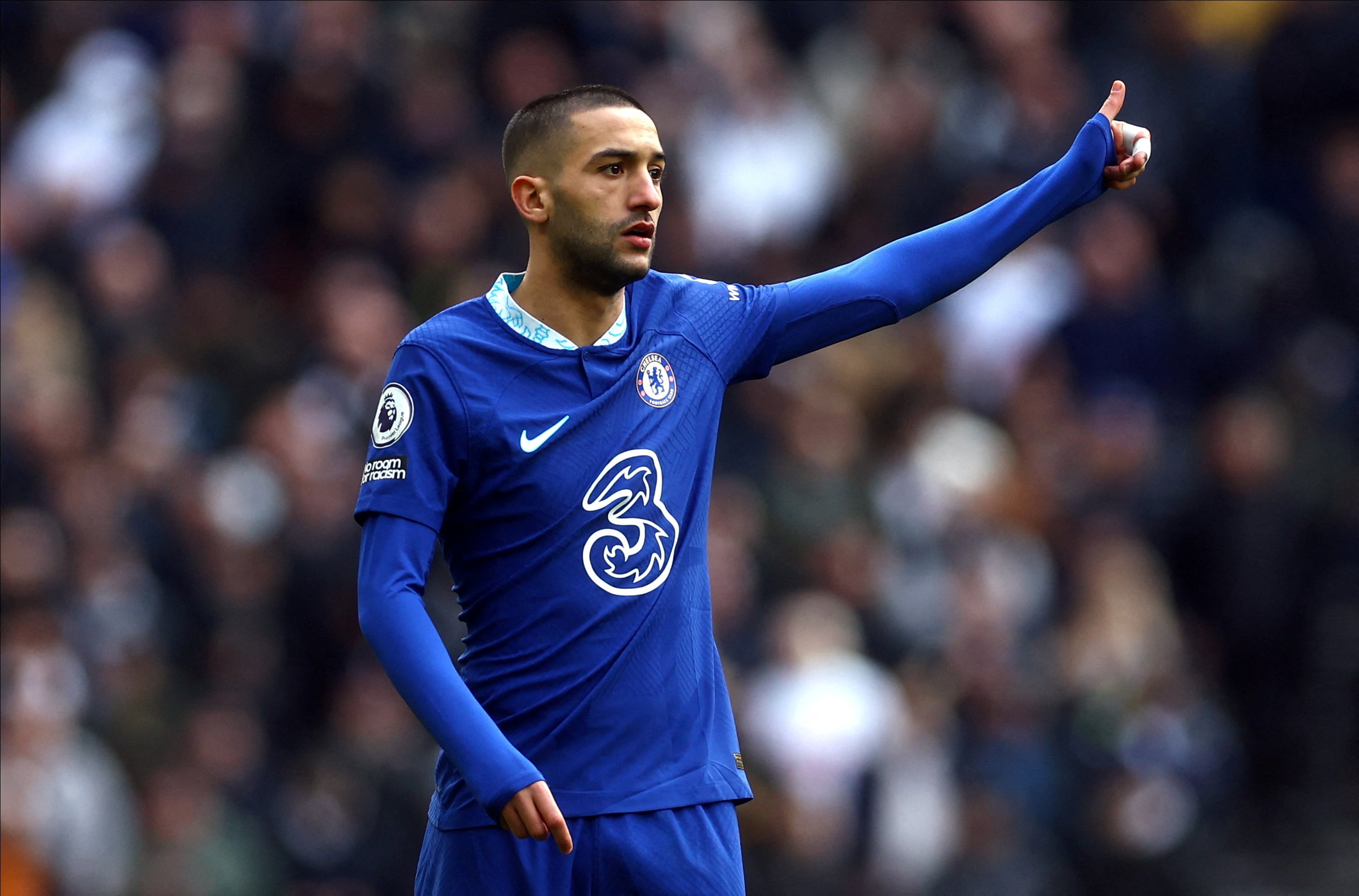 Ziyech, con la casaca del Chelsea (Reuters/Paul Childs)