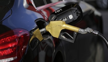 El Gobierno mantendrá congelados los precios de la gasolina corriente y el Acpm durante noviembre con un costo fiscal de $15.500 millones - crédito Álvaro Tavera/Colprensa