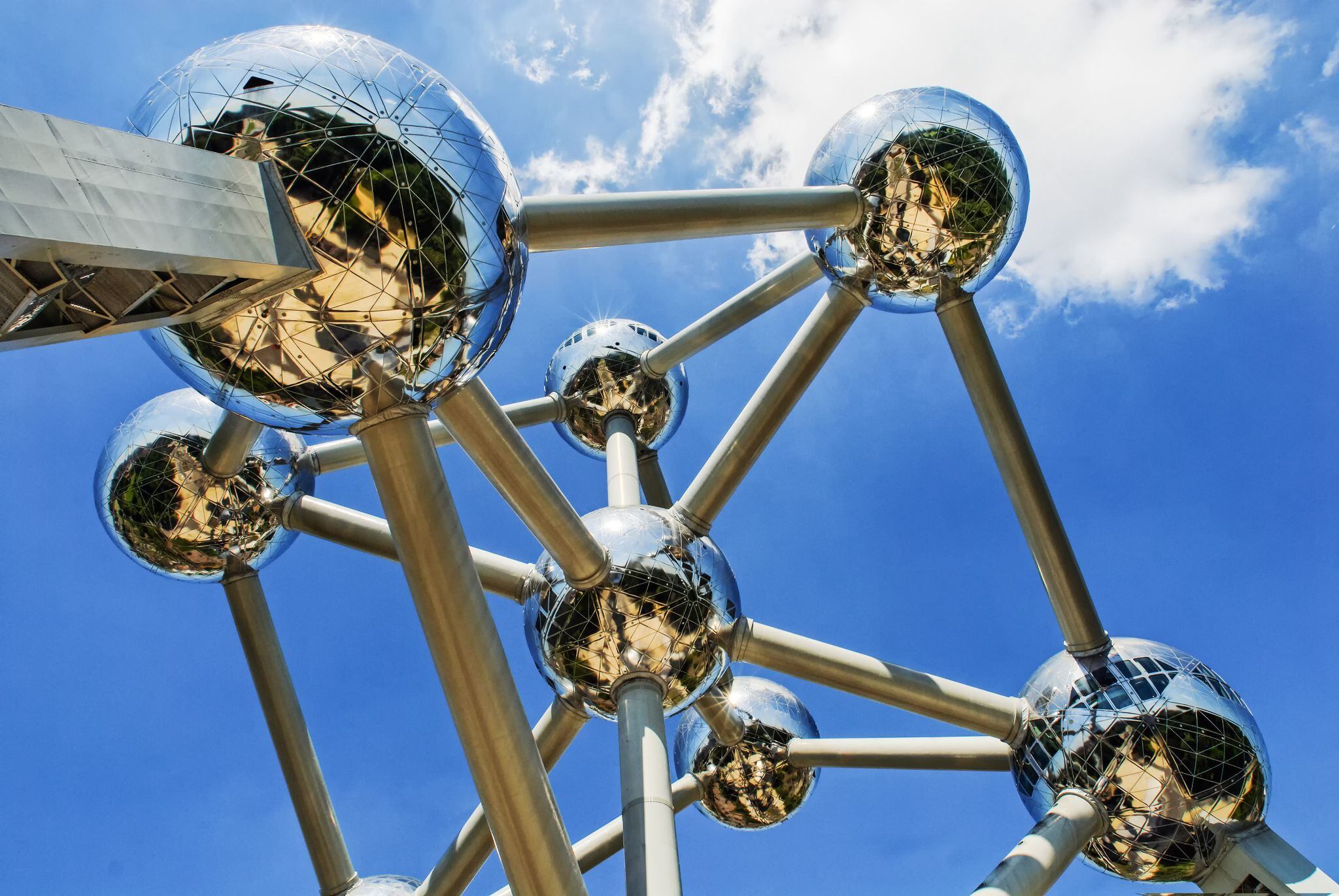 El Atomium, símbolo de Bruselas construido para la Expo Mundial de 1958, (Jean-Paul Remy/visit.brussels/dpa)