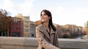 Estos son los cinco beneficios de la soledad elegida, según un psicólogo: “Pasar tiempo contigo fortalece la autocomprensión”