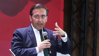 Albares asegura que la colaboración con las autoridades venezolanas es "total" y mantiene en 35 los españoles fallecidos
