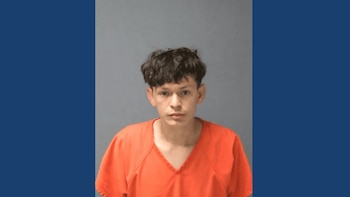 Sospechoso en Wisconsin agrede a un agente y es hallado con fentanilo y cocaína