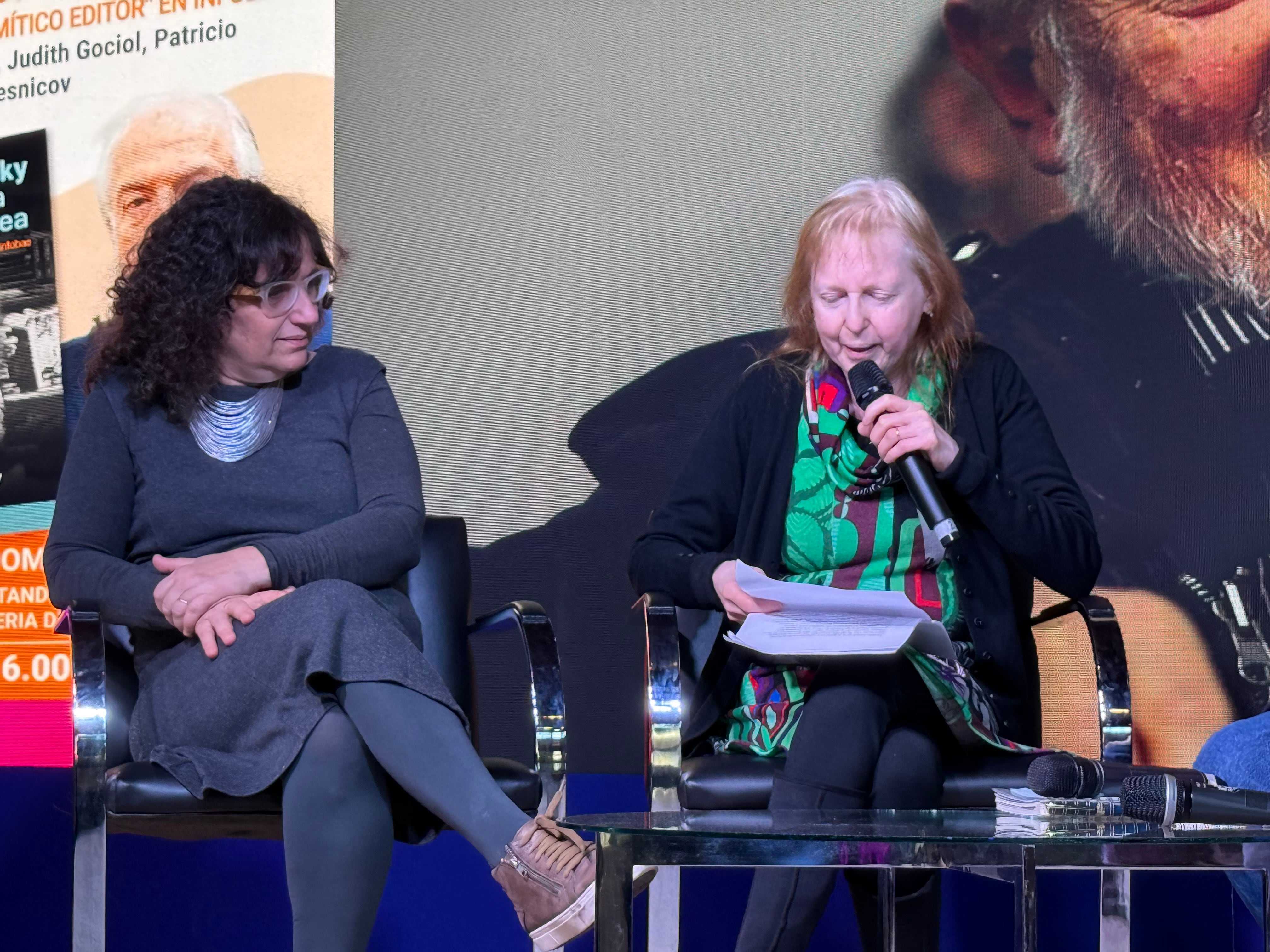 Judith Gociol habla de los escritos de juventud de Daniel Divinsky hallados casualmente.