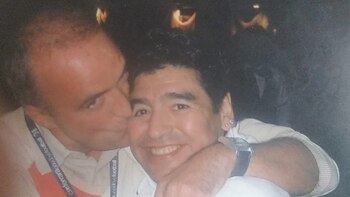 Renica y Maradona, en uno