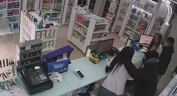 El hecho ocurrió alrededor de las 18.30 en Gonnet (Video @Hechosanderecho)