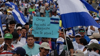 Rosario Murillo bautizó como