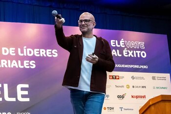 Ricardo Morán, productor y director, destacó en televisión con programas como 'Yo Soy' y 'La Voz'.