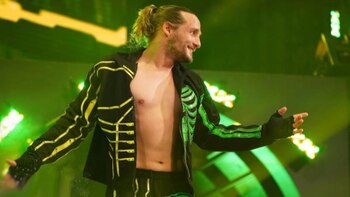 El luchador Jack Evans denunció que policías de la CDMX le “sembraron drogas”