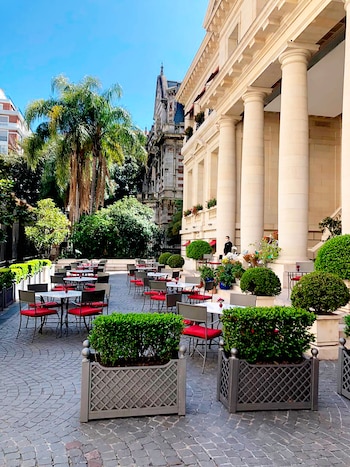 gastronomía en patios y terrazas
