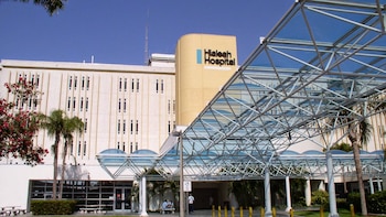 Qué hay detrás de la deuda millonaria de hospitales y empresas con el sistema de agua de Hialeah
