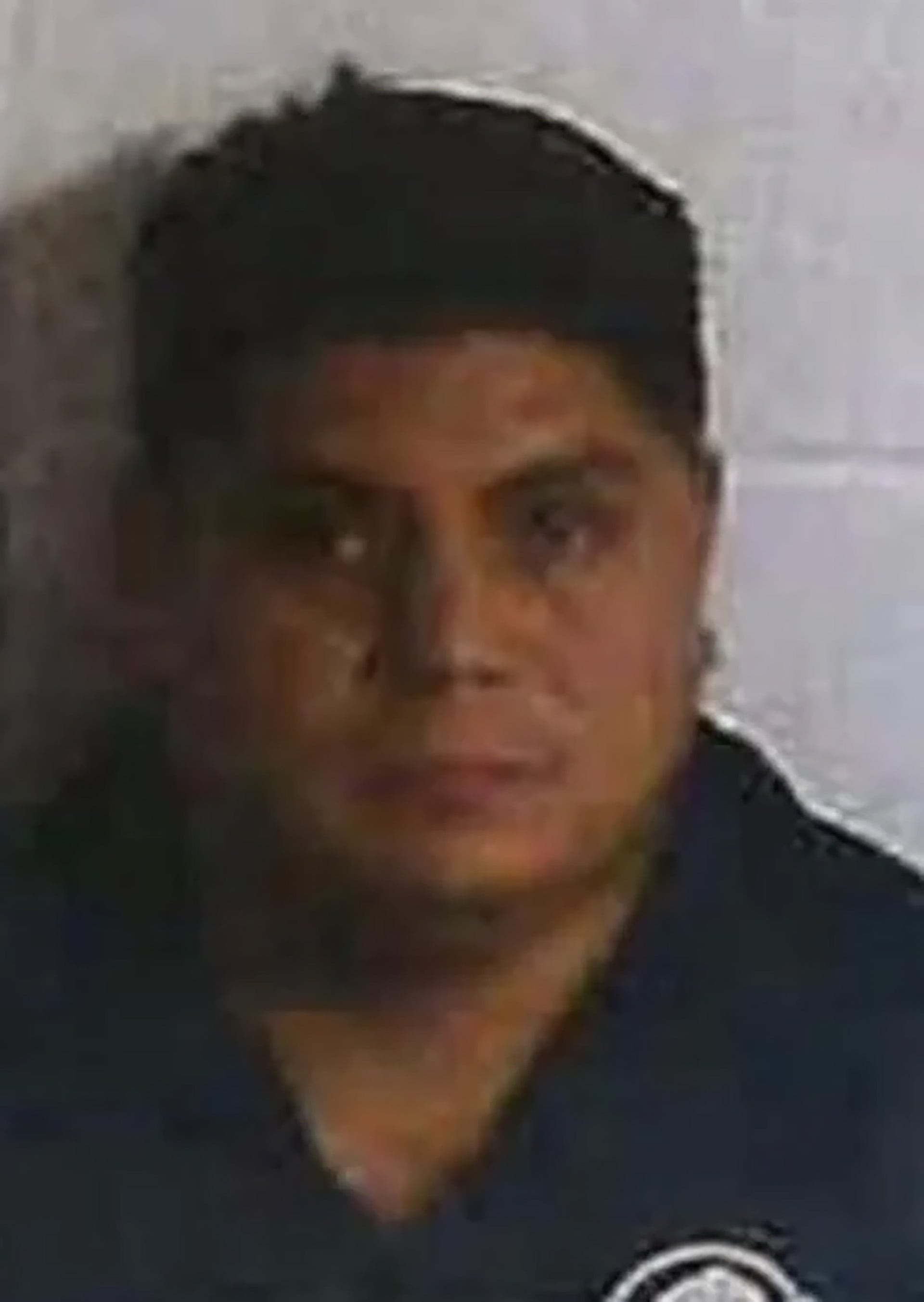El FBI difundió la imagen y los datos de Pablo Zuriel Miranda en medios nacionales y locales y pidió a la población no intentar detenerlo (FBI)