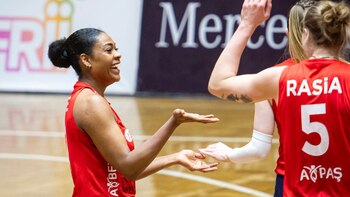 Ángela Leyva y un importante