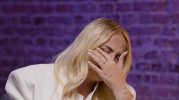 Rocío Flores se rompe al