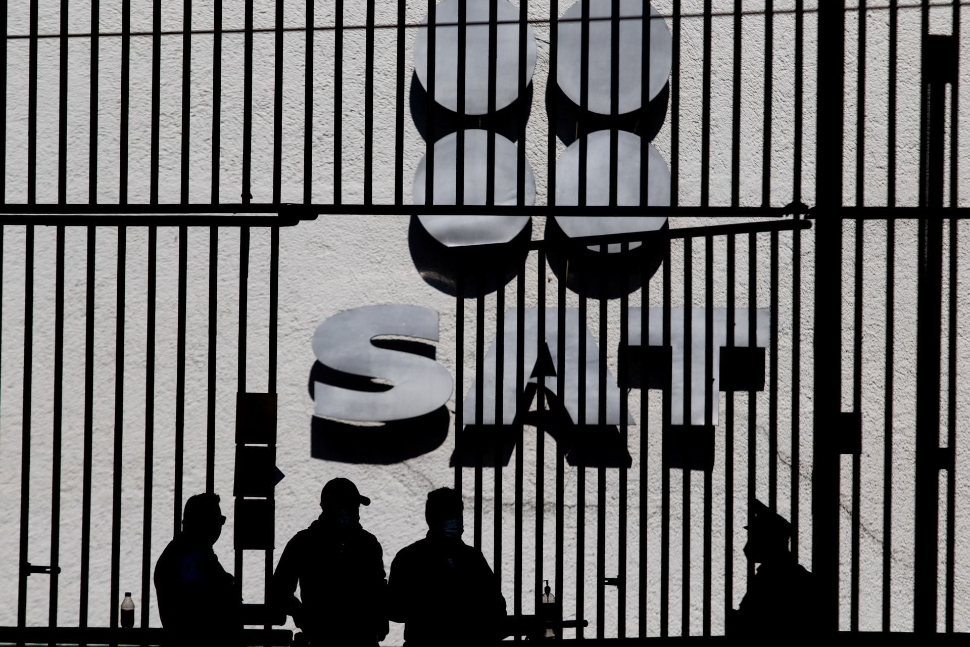 El SAT explicó qué ocurre con los donativos y organizaciones que los reciben Foto: CUARTOSCURO