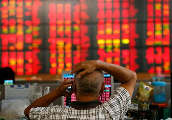 Japón cayó 12,4% este lunes