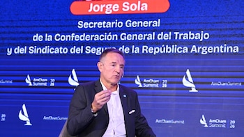 El secretario general de la CGT apuntó contra el plan económico y la falta de empleo