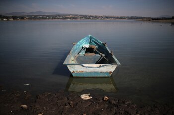 La Presa Villa victoria está