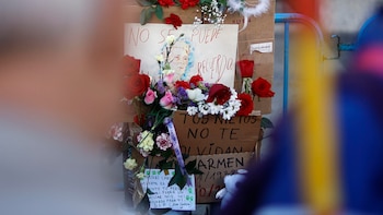 La acampada de Sol llora la muerte de Maricarmen: “Ha fallecido de pena, del sofoco que se llevó”