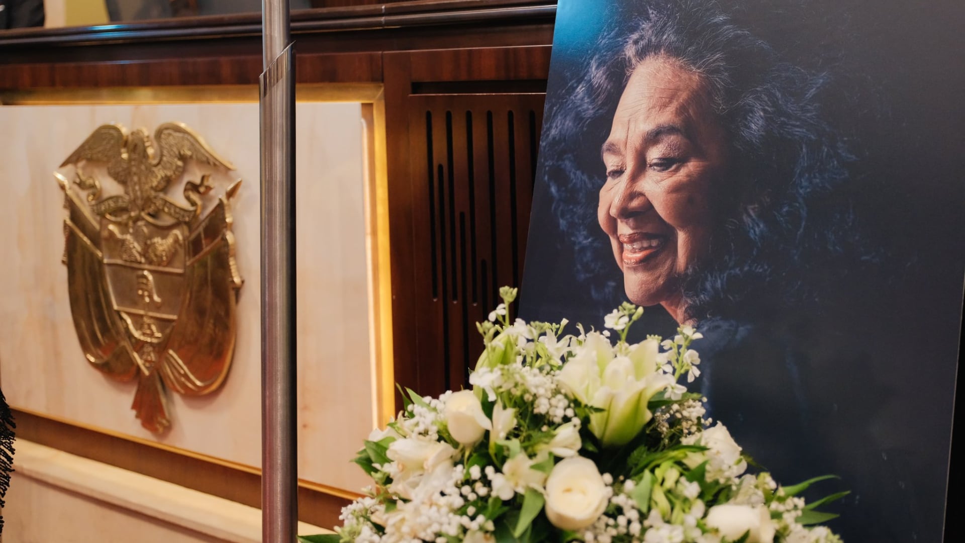 En el Capitolio Nacional de Bogotá se instaló la cámara ardiente de la cantante Totó la Momposina - crédito @ViceColombia/X