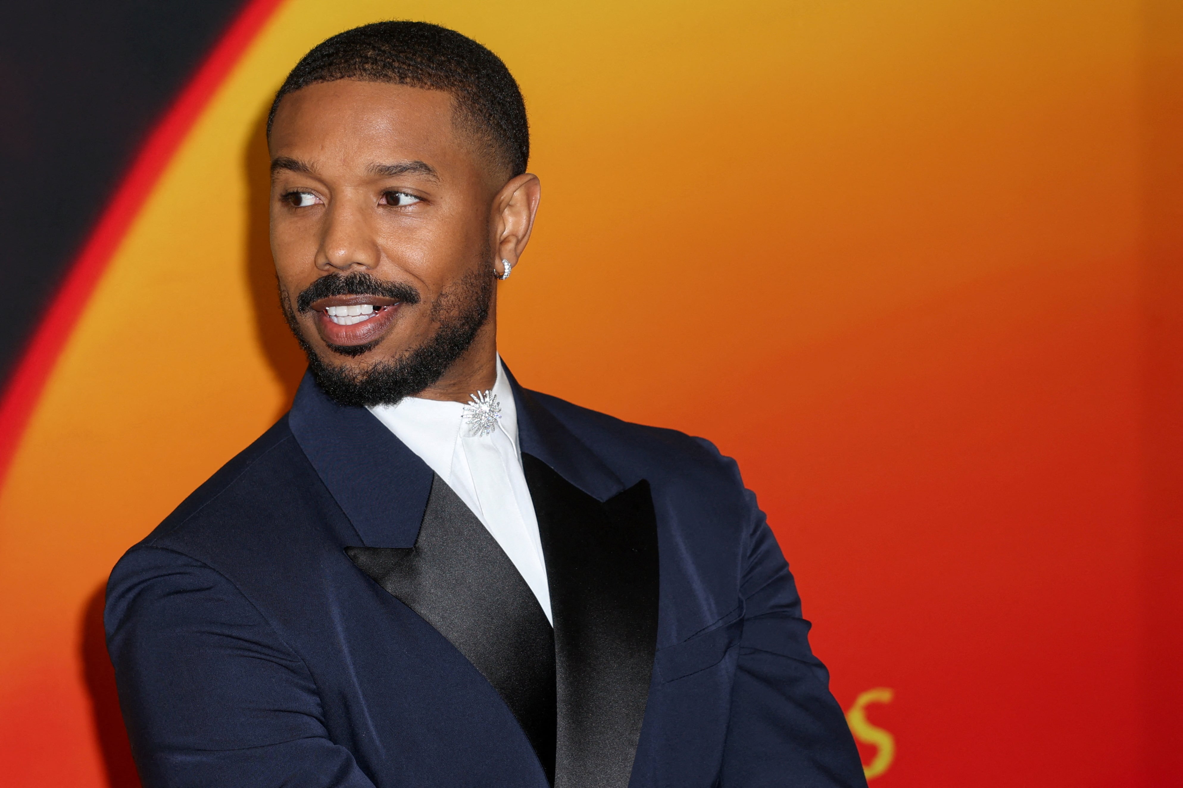 Fuera de cámaras, Michael B. Jordan disfruta la cocina y la gastronomía, inspirándose en programas que vio durante su infancia (REUTERS)
