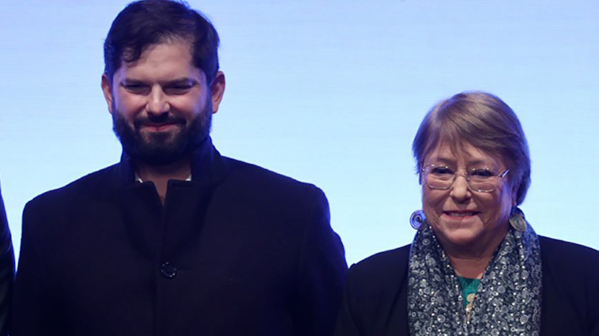 Los ex presidentes chilenos Gabriel Boric y Michelle Bachelet (Archivo)