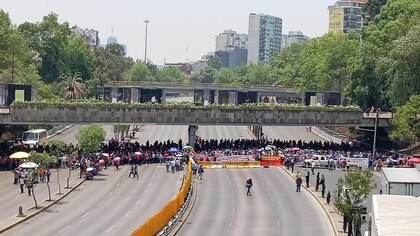 Bloqueo CNTE desata caos en CDMX hoy 21 de mayo:  contingente paraliza Circuito Interior | EN VIVO