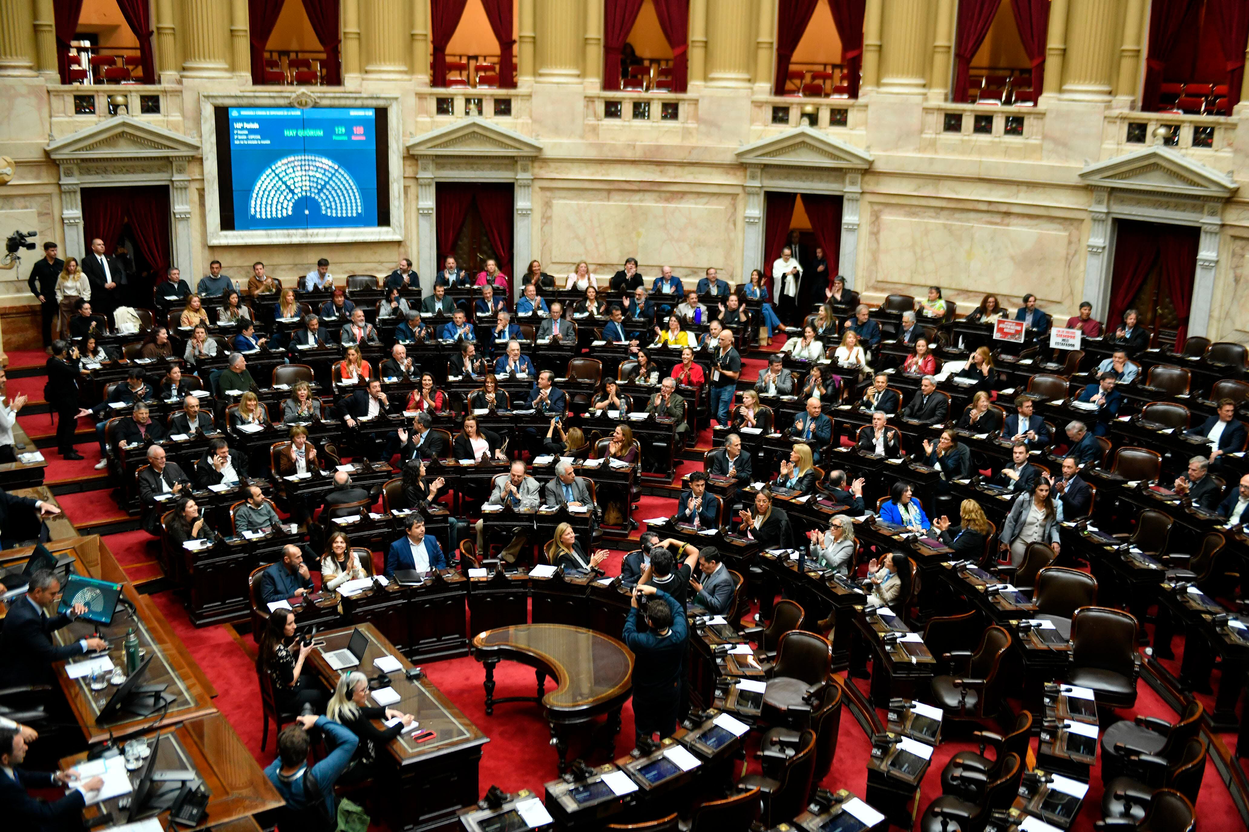 Los sectores en conversación ocupan más de la mitad del hemiciclo en Diputados