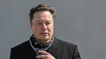 Elon Musk acusa a Sánchez