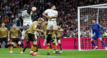 El cabezazo que le dio