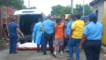 Joven de 22 años será procesada por el delito de parricidio tras lanzar a su pareja a un cauce de Nicaragua