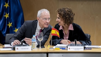 España rebajará el déficit y