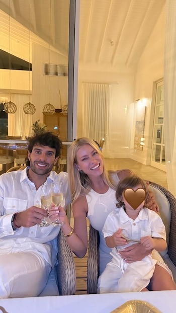 De Punta del Este, Nicole