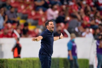 Nicolás Larcamón reconoció que a