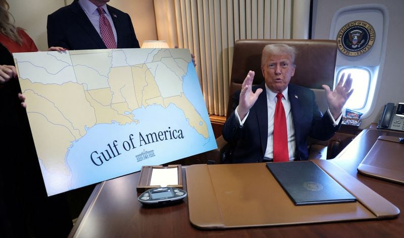 La administración Trump ya había restringido en febrero de 2025 el acceso de Associated Press al Despacho Oval y al avión presidencial por no llamar