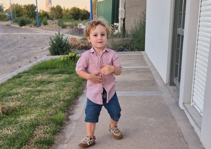 El niño de apellido Epifanio Lorca nació el 28 de abril de 2022 en General Roca, Río Negro